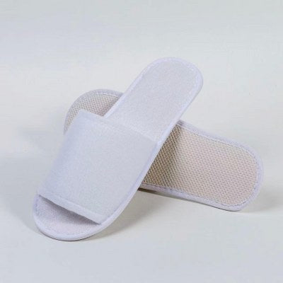 Simon Baker Disposable Slippers *ONE SIZE FITS MOST*
